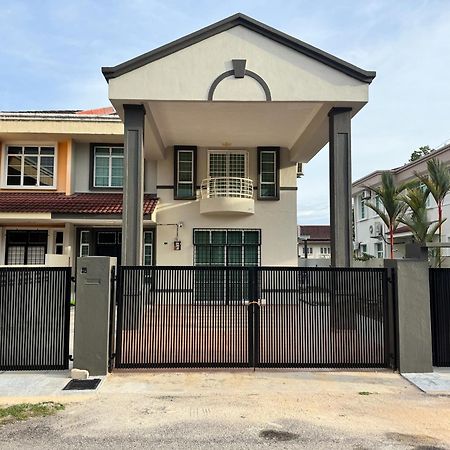 Homestay Melaka Executive Exterior foto