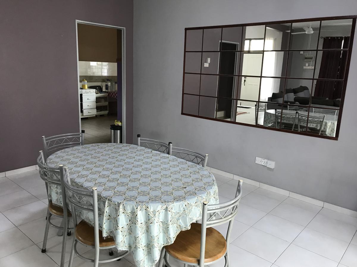 Homestay Melaka Executive Exterior foto